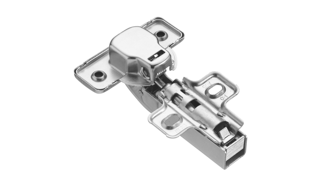 В интерьере